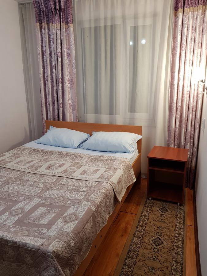 Park Hotel&Hostel Karakol Kültér fotó